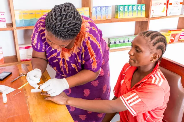 Improving malaria diagnosis and treatment in the private sector