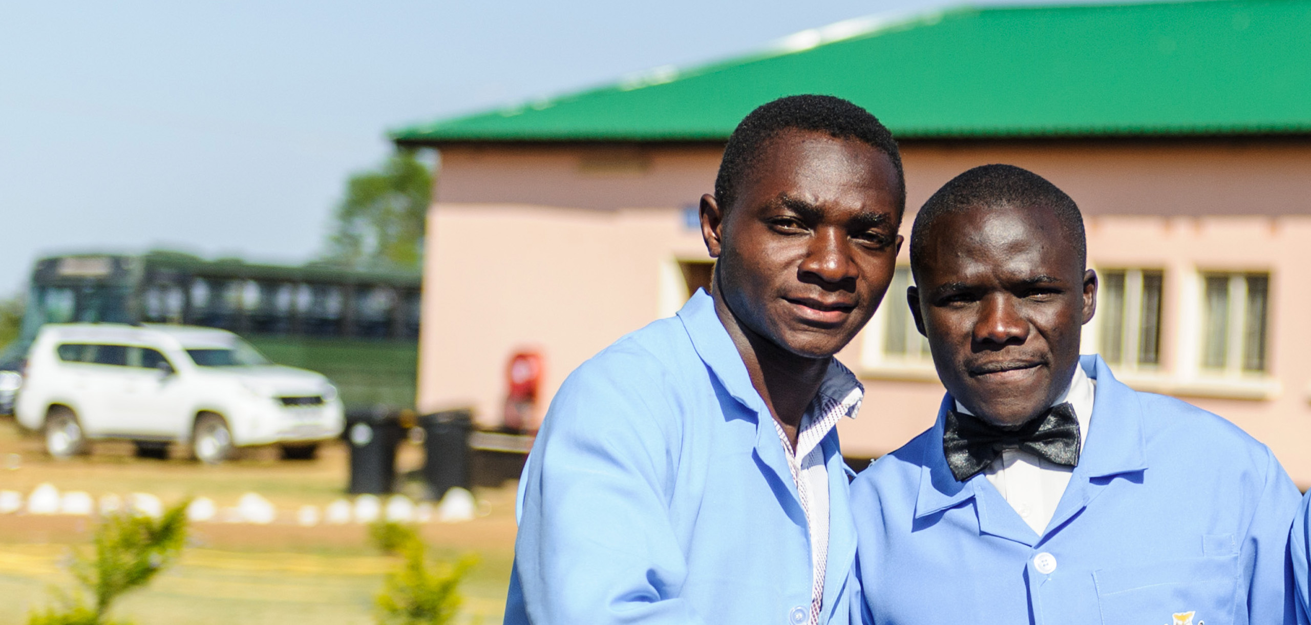 Zimbabwe health workers receive PPE from donors