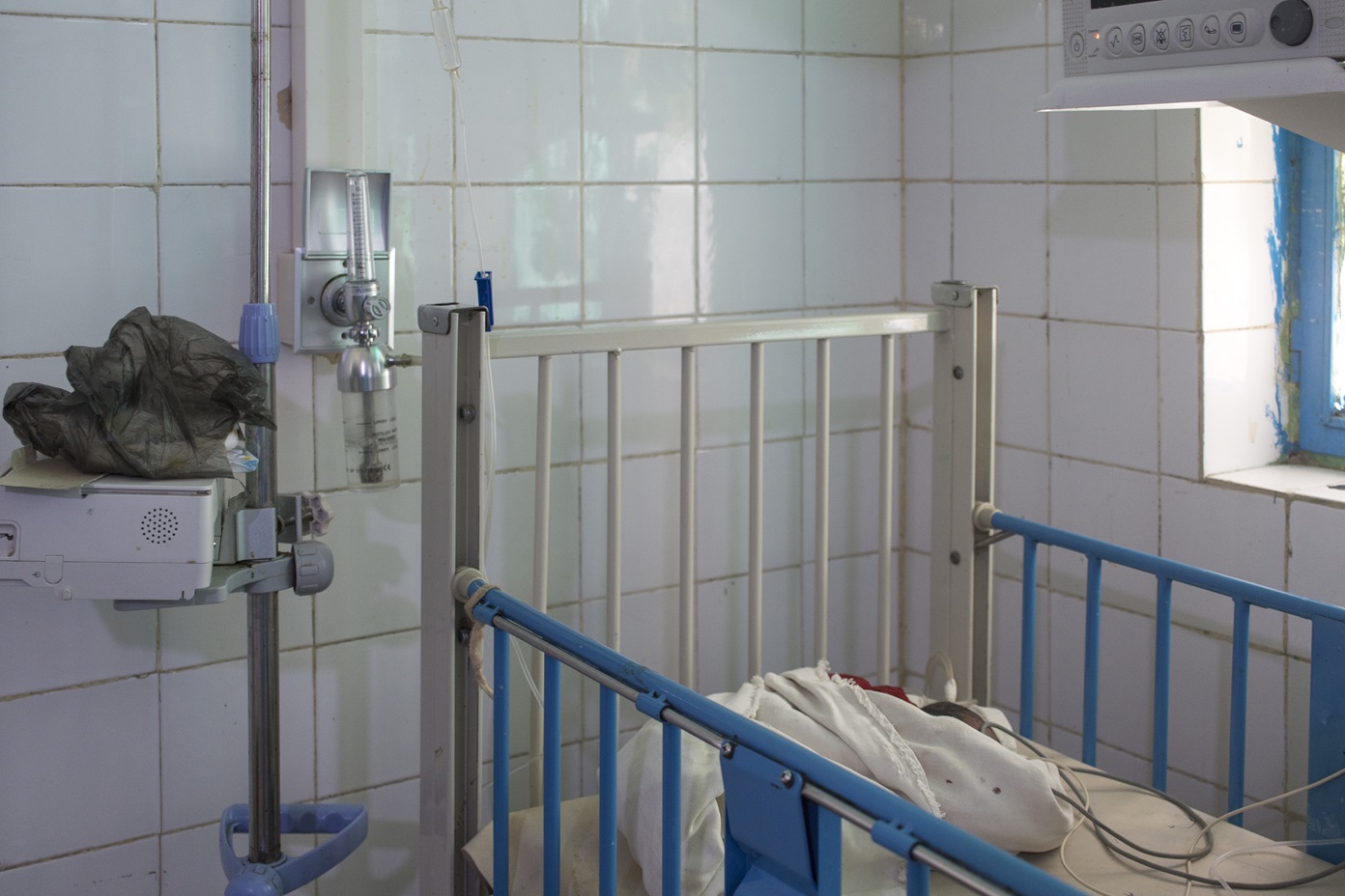 Oxygen plant pipeline outlet in NICU at Bonga Hospital