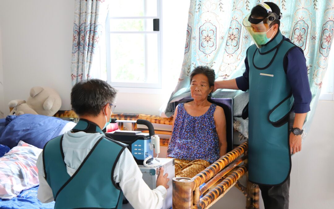 Unitaid and partners cut cost of portable AI-compatible X-ray device, bringing TB screening closer to communities